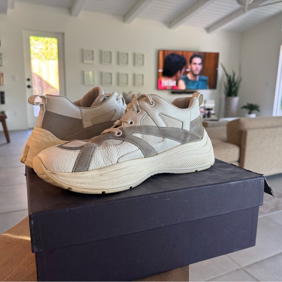 PRADA white sneaker - Picture 3 of 12